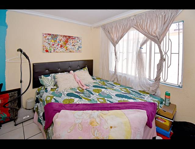 3 BEDROOM HOUSE FOR SALE IN BRAMLEY VIEW